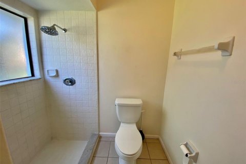 Casa en alquiler en Orlando, Florida, 5 dormitorios, 200.95 m2 № 1830020 - foto 28