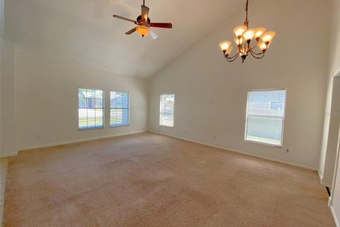 Casa en alquiler en Orlando, Florida, 5 dormitorios, 200.95 m2 № 1830020 - foto 3