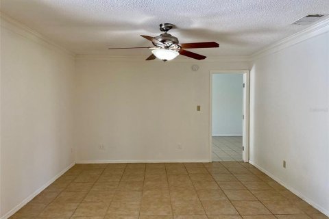 Casa en alquiler en Orlando, Florida, 5 dormitorios, 200.95 m2 № 1830020 - foto 15