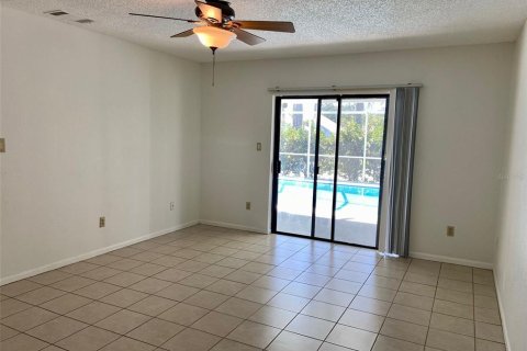 Casa en alquiler en Orlando, Florida, 5 dormitorios, 200.95 m2 № 1830020 - foto 19