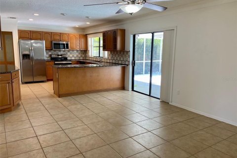 Casa en alquiler en Orlando, Florida, 5 dormitorios, 200.95 m2 № 1830020 - foto 7