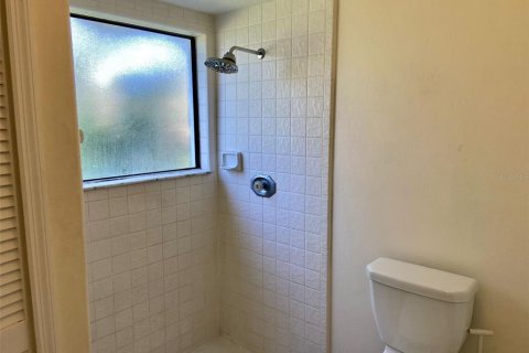 Casa en alquiler en Orlando, Florida, 5 dormitorios, 200.95 m2 № 1830020 - foto 27