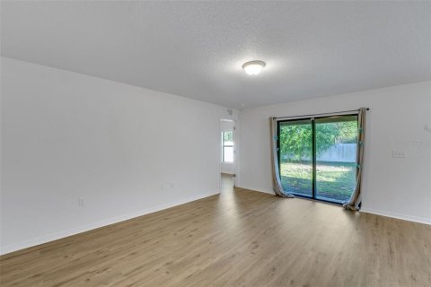 Casa en venta en Tavares, Florida, 3 dormitorios, 137.77 m2 № 2201775 - foto 20