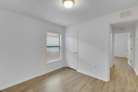 Casa en venta en Tavares, Florida, 3 dormitorios, 137.77 m2 № 2201775 - foto 15
