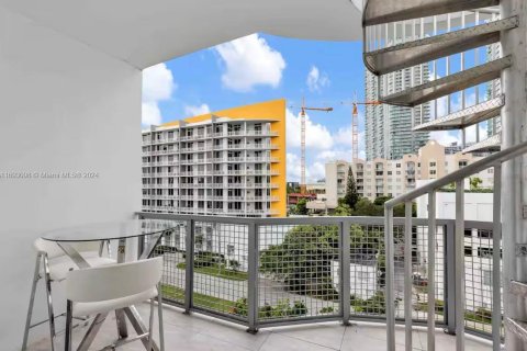 Condominio en venta en Miami, Florida, 1 dormitorio, 59.55 m2 № 1981449 - foto 6