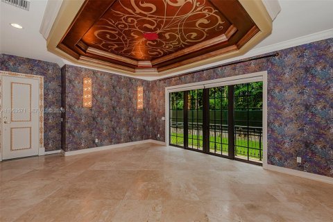 Снять в аренду виллу или дом в Голден-Бич, Флорида 6 спален, 437.66м2, № 2007909 - фото 18