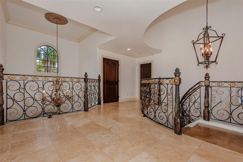 Снять в аренду виллу или дом в Голден-Бич, Флорида 6 спален, 437.66м2, № 2007909 - фото 23