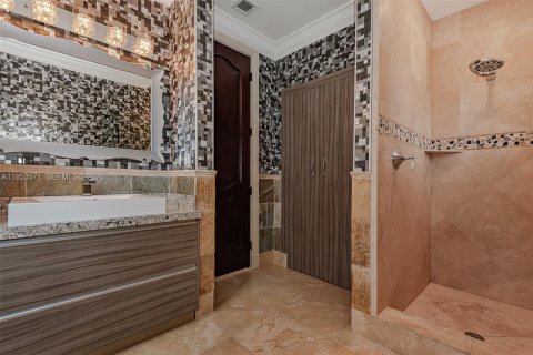 Снять в аренду виллу или дом в Голден-Бич, Флорида 6 спален, 437.66м2, № 2007909 - фото 21