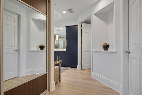 Condo in Sarasota, Florida, 3 bedrooms  № 1912800 - photo 30