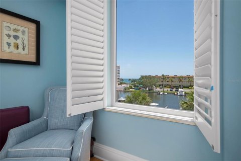 Condo in Sarasota, Florida, 3 bedrooms  № 1912800 - photo 19