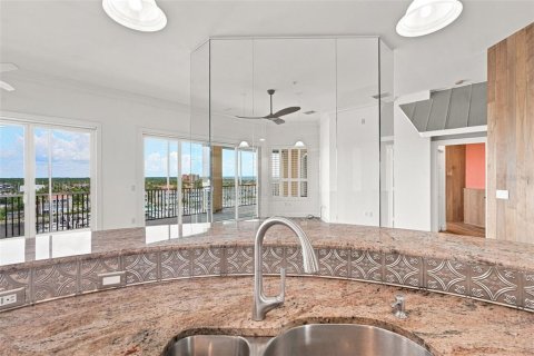 Copropriété à vendre à Punta Gorda, Floride: 3 chambres, 178 m2 № 2267529 - photo 28