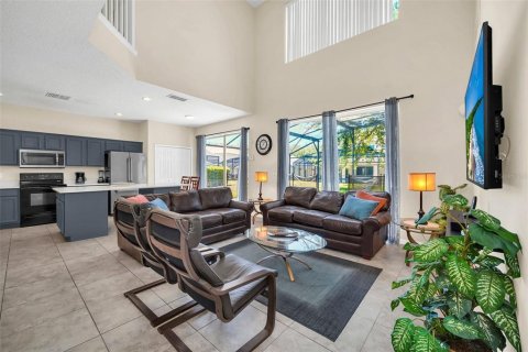 Villa ou maison à vendre à Kissimmee, Floride: 7 chambres, 267.65 m2 № 2355827 - photo 20