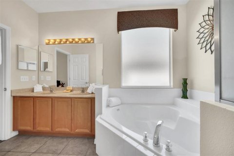 Villa ou maison à vendre à Kissimmee, Floride: 7 chambres, 267.65 m2 № 2355827 - photo 30