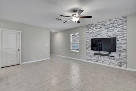House in Lutz, Florida 4 bedrooms, 173.73 sq.m. № 1870834 - photo 8