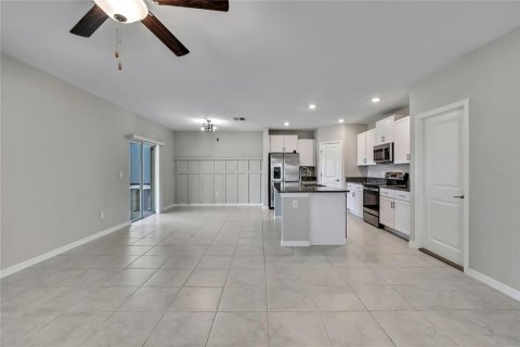 House in Lutz, Florida 4 bedrooms, 173.73 sq.m. № 1870834 - photo 7