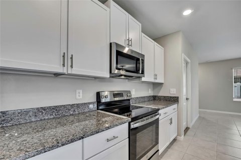 House in Lutz, Florida 4 bedrooms, 173.73 sq.m. № 1870834 - photo 17
