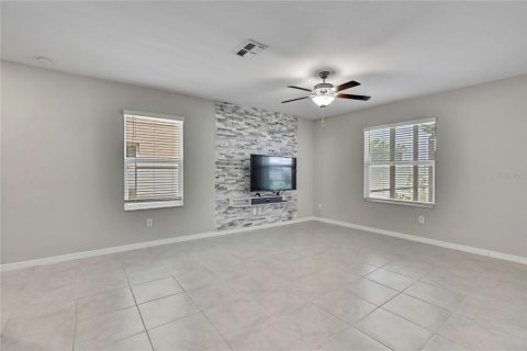 House in Lutz, Florida 4 bedrooms, 173.73 sq.m. № 1870834 - photo 9