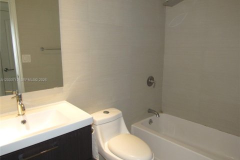 Condominio en alquiler en Fort Lauderdale, Florida, 1 dormitorio, 61.32 m2 № 2078022 - foto 6