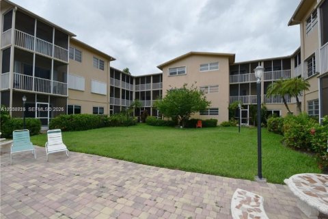 Condominio en alquiler en Fort Lauderdale, Florida, 1 dormitorio, 61.32 m2 № 2078022 - foto 11