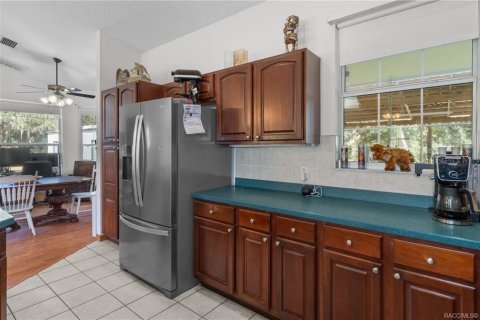 House in Floral City, Florida 2 bedrooms, 169.92 sq.m. № 1852528 - photo 22