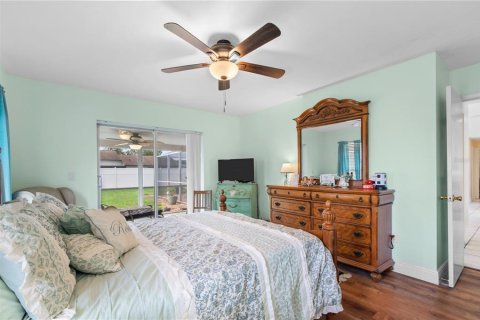 Villa ou maison à vendre à Cape Coral, Floride: 3 chambres, 137.22 m2 № 1900012 - photo 15