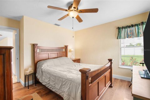 Villa ou maison à vendre à Cape Coral, Floride: 3 chambres, 137.22 m2 № 1900012 - photo 21