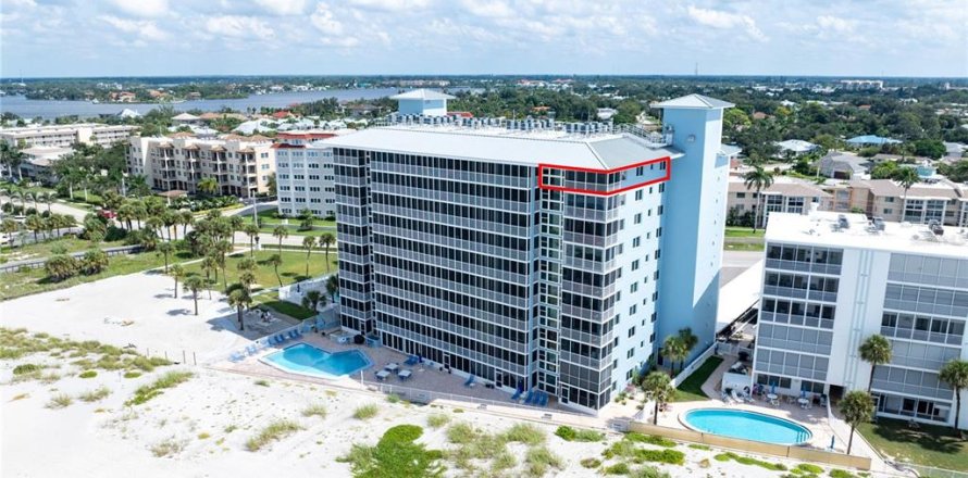 Condo à Venice, Floride, 2 chambres  № 2419853