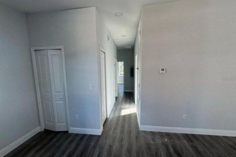 House in Lakeland, Florida 2 bedrooms, 76.09 sq.m. № 1915919 - photo 3