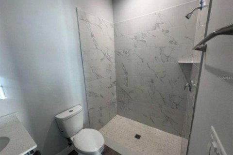 House in Lakeland, Florida 2 bedrooms, 76.09 sq.m. № 1915919 - photo 5