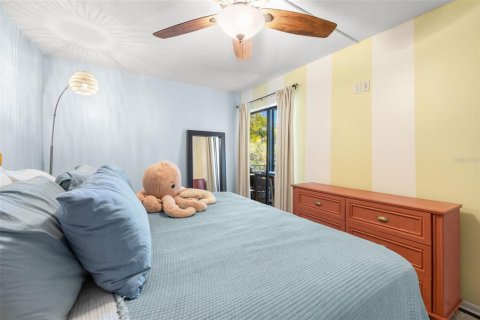 Condo in Tarpon Springs, Florida, 1 bedroom № 2105436 - photo 12