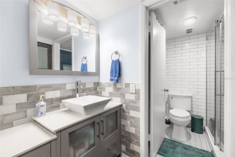 Condo in Tarpon Springs, Florida, 1 bedroom № 2105436 - photo 14