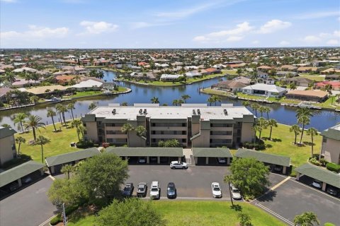 Condo à Punta Gorda, Floride, 2 chambres  № 2131231