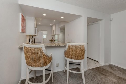 Condo in Venice, Florida, 2 bedrooms  № 1537733 - photo 7