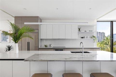 Copropriété à vendre à Sarasota, Floride: 3 chambres, 226.59 m2 № 2413453 - photo 13