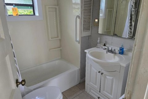 House in Daytona Beach, Florida 2 bedrooms, 70.79 sq.m. № 1832915 - photo 10