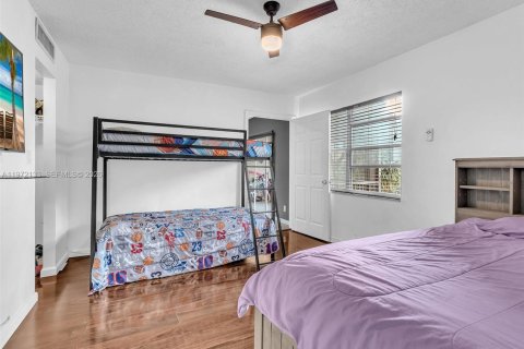 Condominio en alquiler en Lauderhill, Florida, 2 dormitorios, 104.98 m2 № 2036597 - foto 20