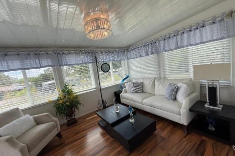 House in Brooksville, Florida 2 bedrooms, 128.02 sq.m. № 1762019 - photo 27