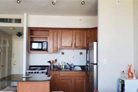 Снять в аренду кондоминиум в Холливуд, Флорида 47.75м2, № 1991775 - фото 6