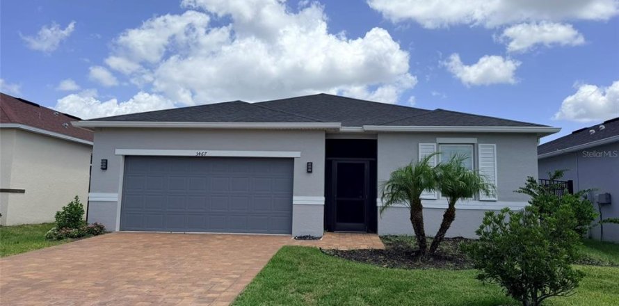 House in Sarasota, Florida 4 bedrooms, 184.23 sq.m. № 2150377