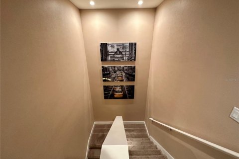 Townhouse in Kissimmee, Florida 4 bedrooms, 203.92 sq.m. № 985983 - photo 14