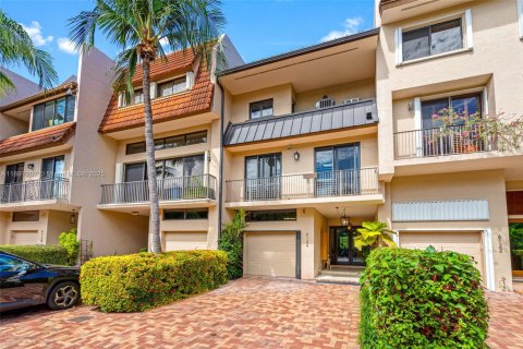 Adosado en alquiler en Palmetto Bay, Florida, 2 dormitorios, 246.28 m2 № 2079386 - foto 2