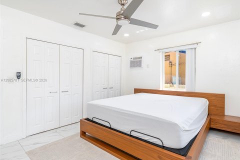 Villa ou maison à vendre à Miami, Floride: 3 chambres, 107.86 m2 № 2355518 - photo 22