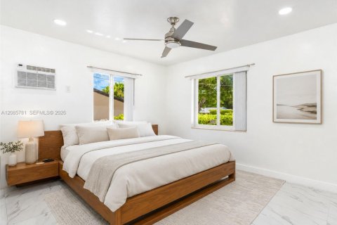 Villa ou maison à vendre à Miami, Floride: 3 chambres, 107.86 m2 № 2355518 - photo 21