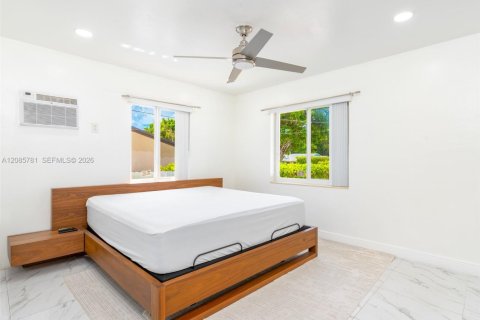 Villa ou maison à vendre à Miami, Floride: 3 chambres, 107.86 m2 № 2355518 - photo 20