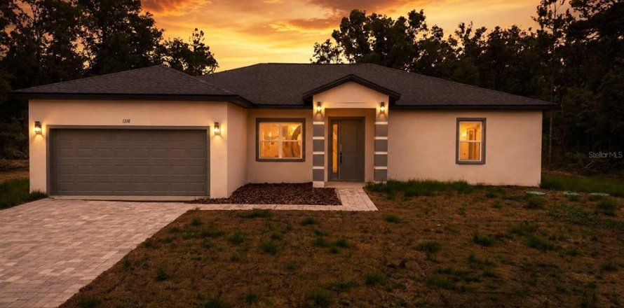 House in Dunnellon, Florida 4 bedrooms, 173.73 sq.m. № 2110589