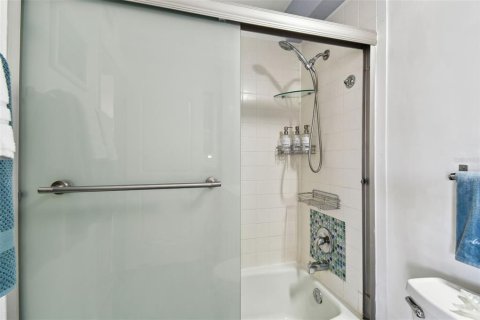 Купить кондоминиум в Клируотер, Флорида 3 комнаты, 70.61м2, № 1792005 - фото 28