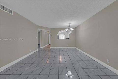 Condominio en venta en Davie, Florida, 2 dormitorios, 83.61 m2 № 2004329 - foto 5