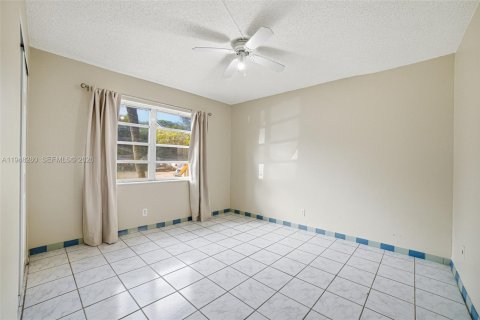 Condominio en venta en Davie, Florida, 2 dormitorios, 83.61 m2 № 2004329 - foto 14
