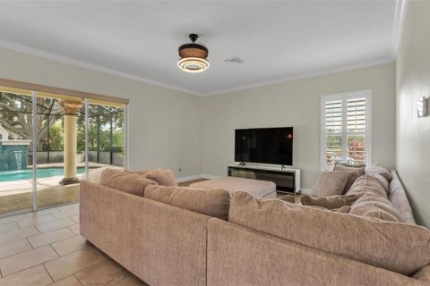 House in Lakeland, Florida 5 bedrooms, 404.68 sq.m. № 1898577 - photo 11