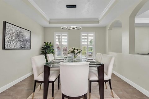 House in Lakeland, Florida 5 bedrooms, 404.68 sq.m. № 1898577 - photo 9